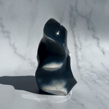 Load image into Gallery viewer, Orca Agate Flame 04