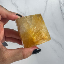 Load image into Gallery viewer, Golden Healer 14