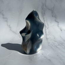 Load image into Gallery viewer, Orca Agate Flame 04