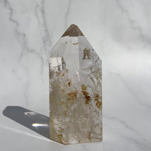 Load image into Gallery viewer, Included Quartz Tower 03