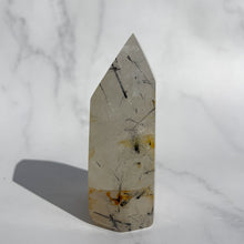 Load image into Gallery viewer, Included Quartz Tower 02