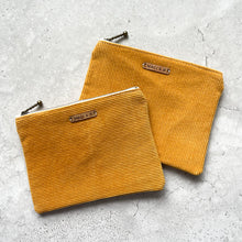 Load image into Gallery viewer, Honeybee Pouch