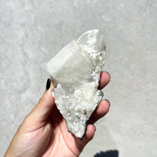 Load image into Gallery viewer, Apophyllite Cluster N05