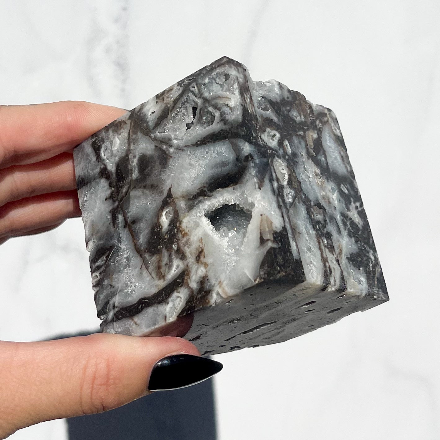 Druzy Quartz Chalcedony Floating Cube 03
