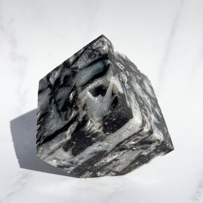 Druzy Quartz Chalcedony Floating Cube 03