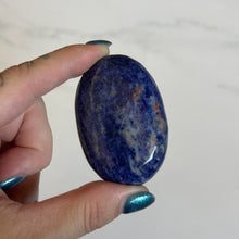 Load image into Gallery viewer, Sodalite Palmstone

