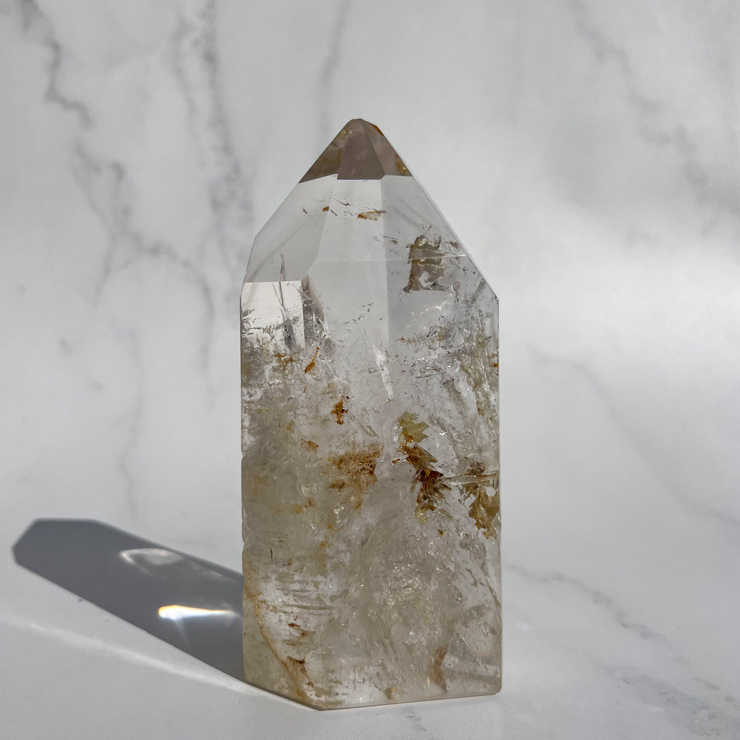 Included Quartz Tower 03