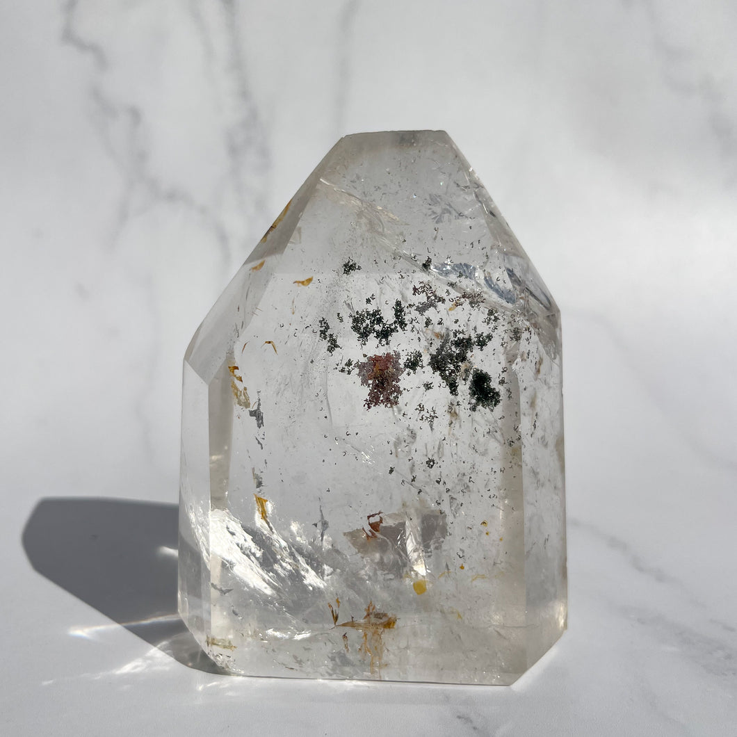 Included Quartz Tower 01