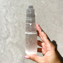 Load image into Gallery viewer, Selenite Tower - Medium
